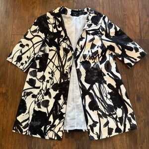 Nine West Black & White Lined Floral Cotton Swing Coat w Clasp Closure Sz Large